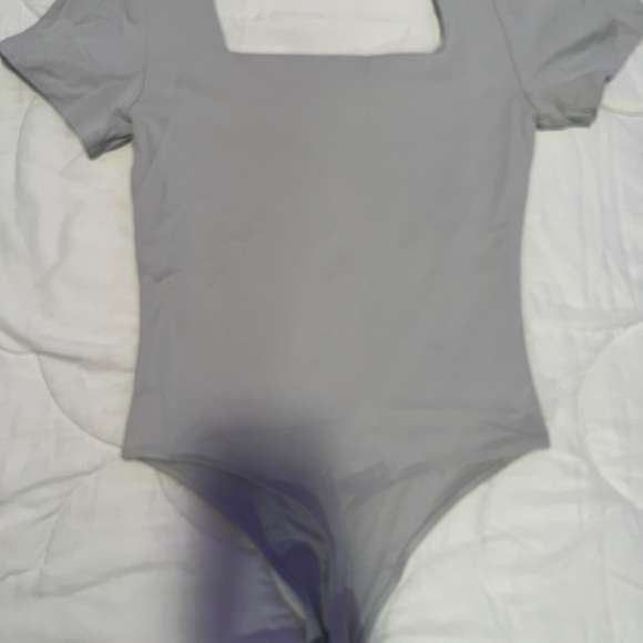 Babaton bodysuit - Picture 3 of 3